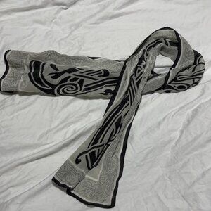 5/$25 💐 | Vintage Silk Scarf